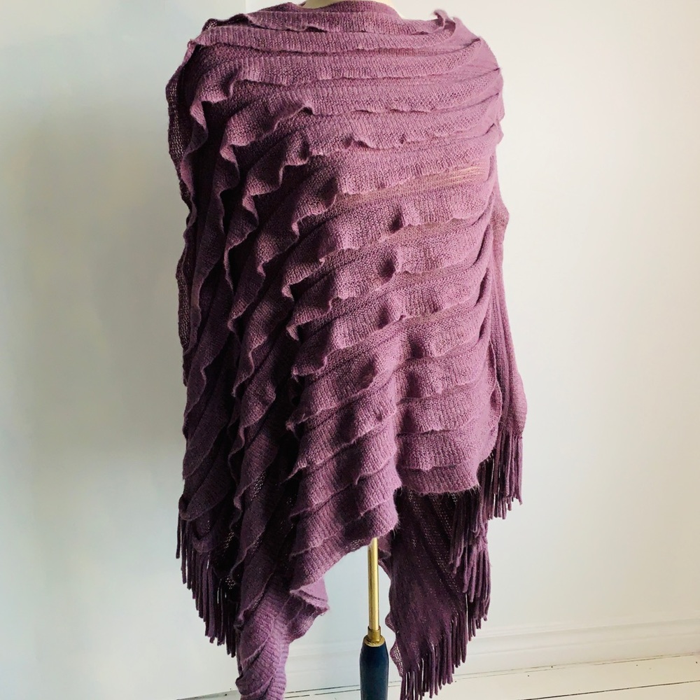 Beautiful Purple Fall Poncho / One Size